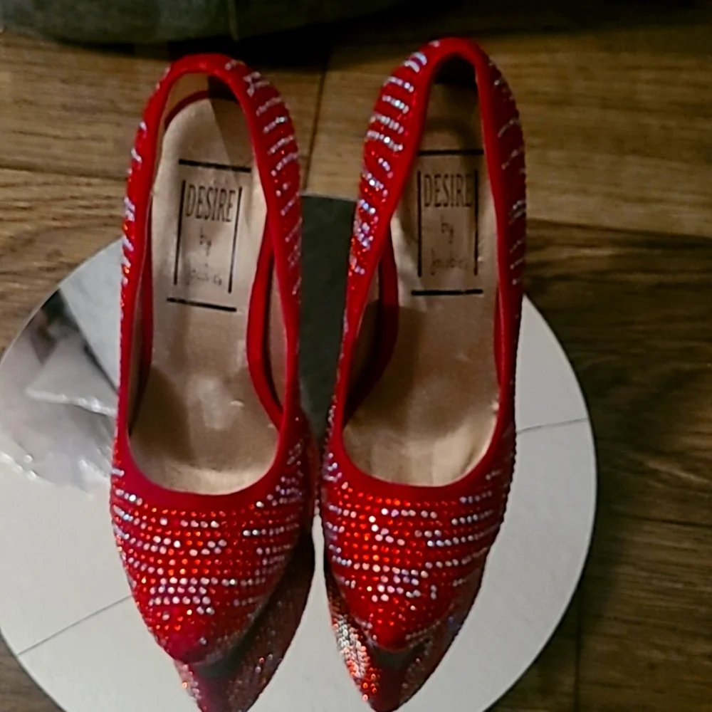 Party platform pumps - Picture 3 of 4